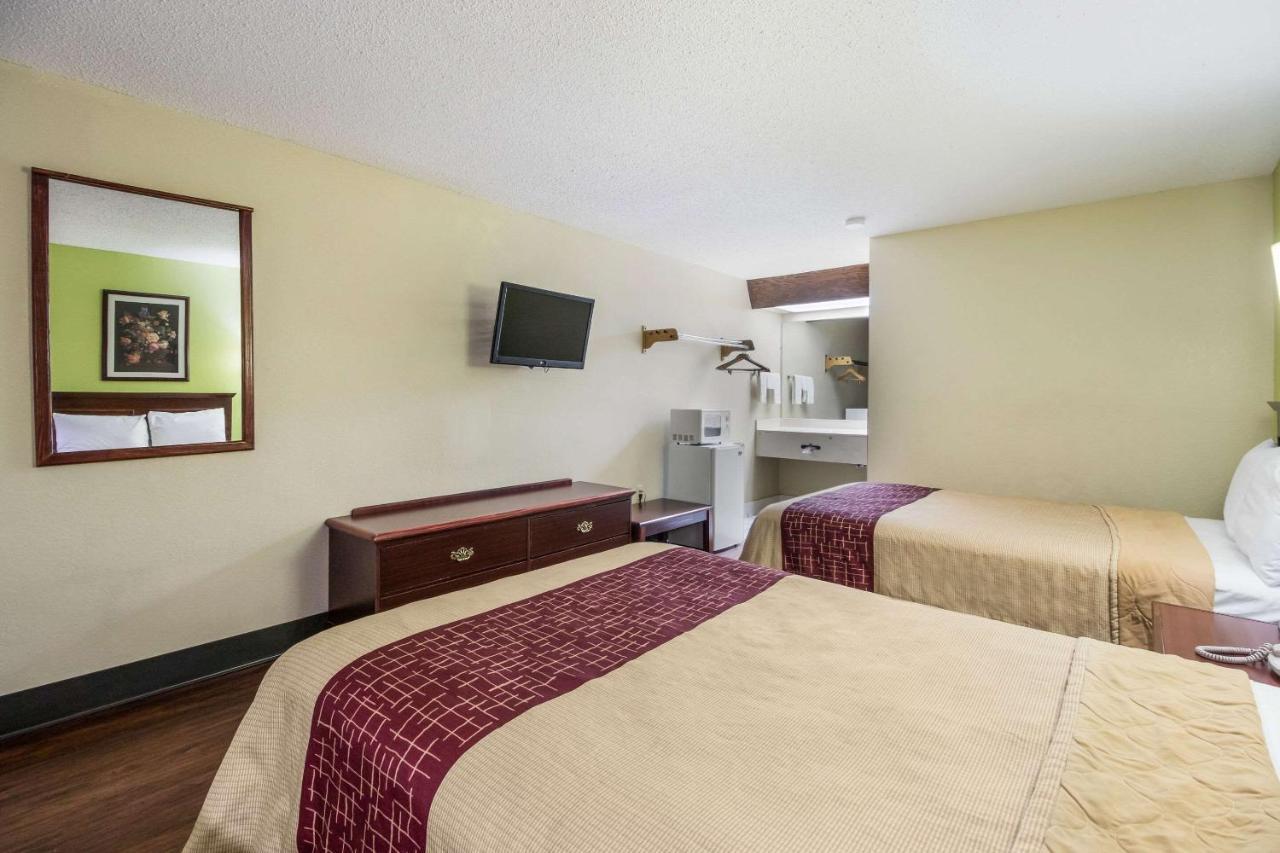 Rodeway Inn Bolivar Exteriér fotografie