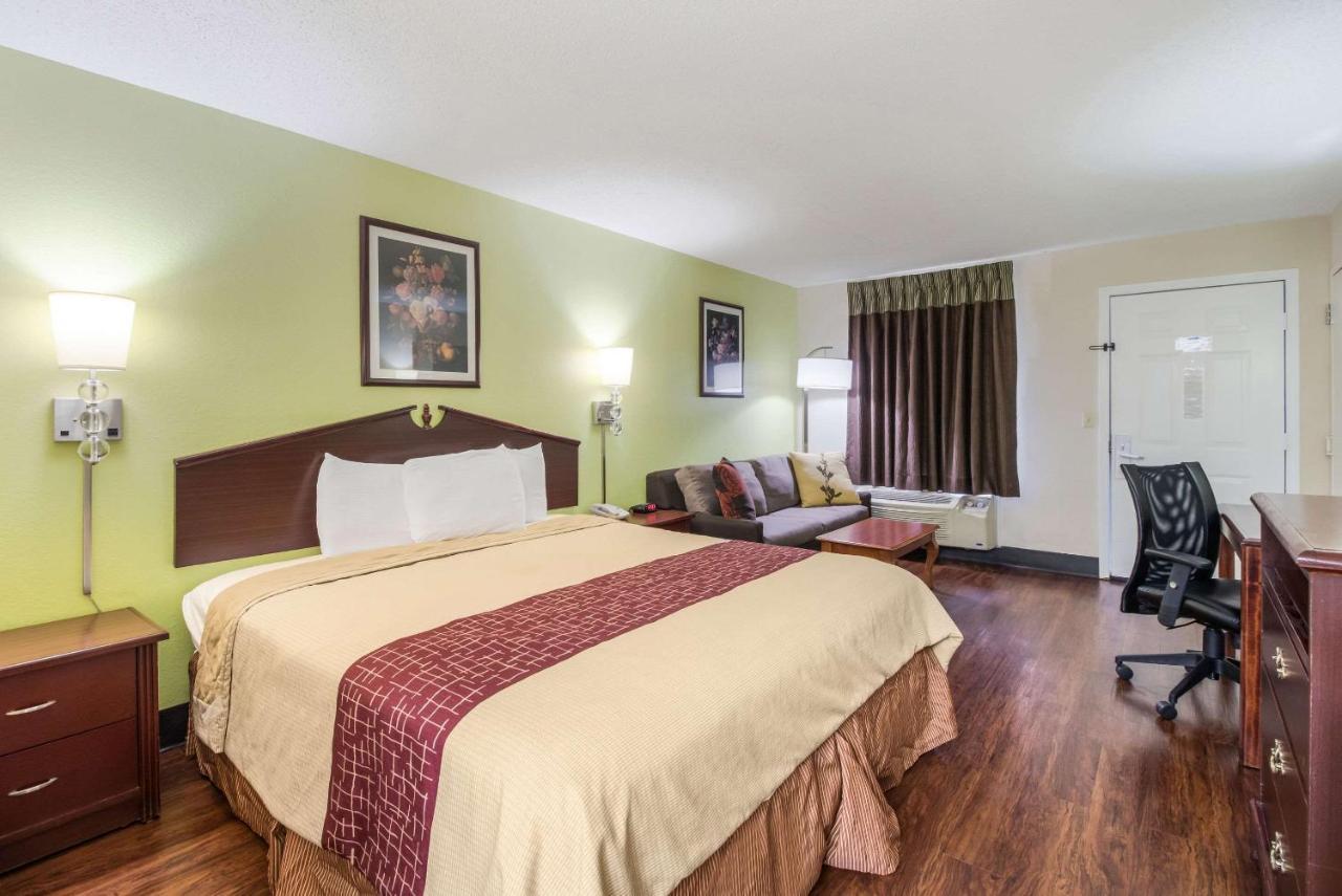 Rodeway Inn Bolivar Exteriér fotografie